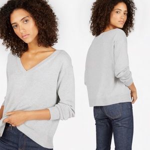 Everlane Soft Cotton V-Neck Grey Sweater Medium